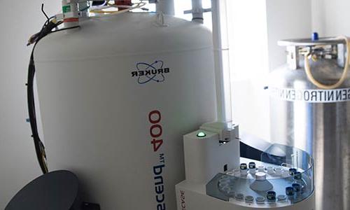 Bruker Avance III NMR